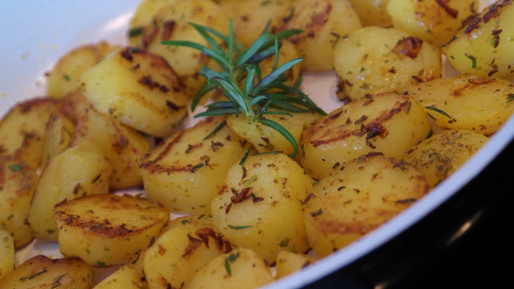Запечённый картофель с хрустящей корочкой